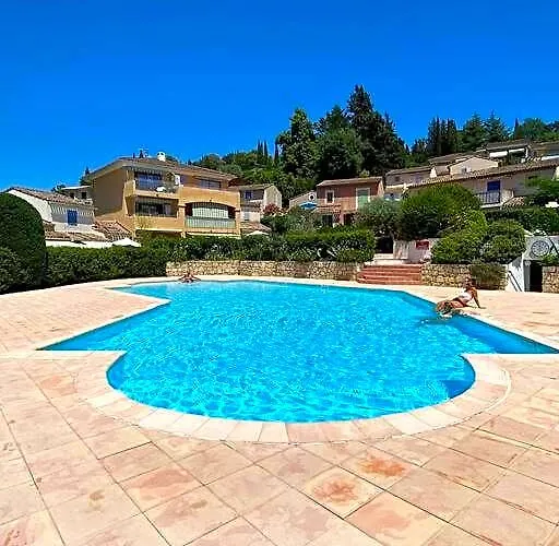Maison Individuelle Avec Jardin Ensoleille
